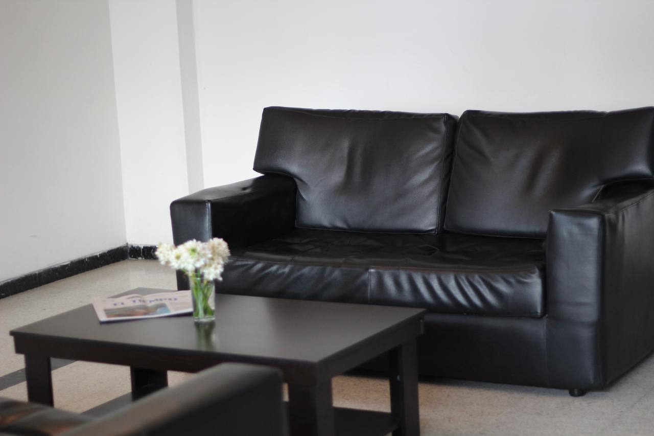 Hotel Elegant Suite Богота Екстериор снимка