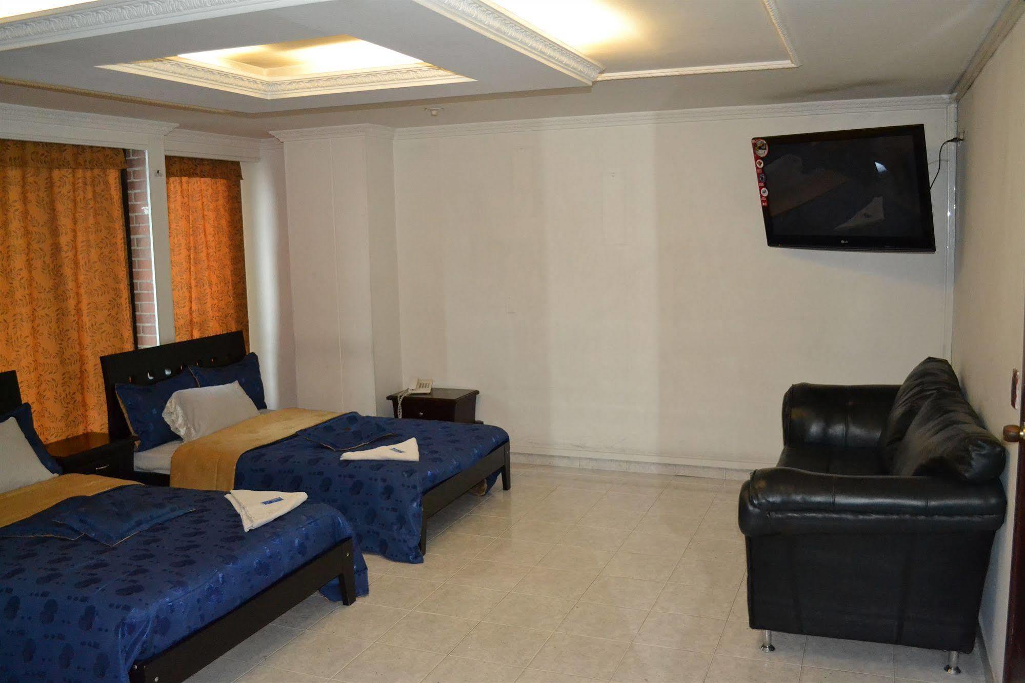 Hotel Elegant Suite Богота Екстериор снимка